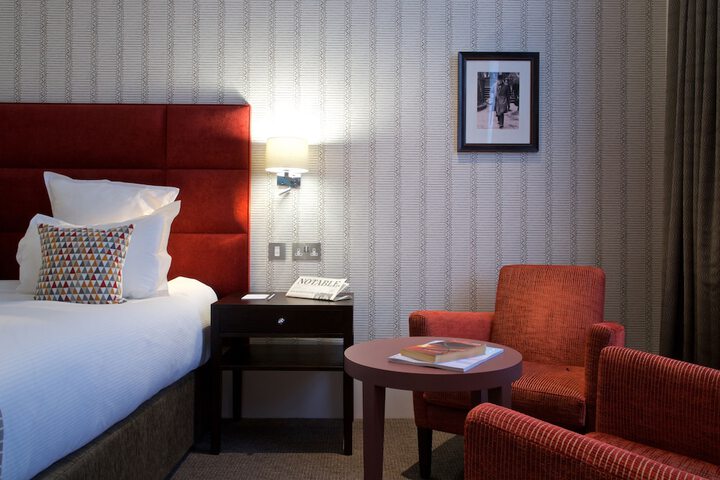 Room 48 of 82