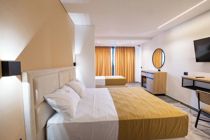 Room 48 of 108