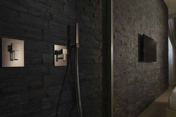Room 101 of 118