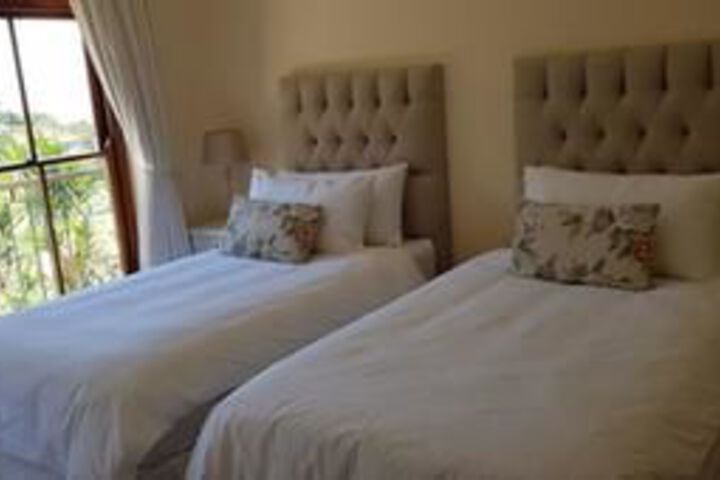 Room 9 of 27
