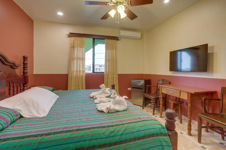 Room 40 of 87