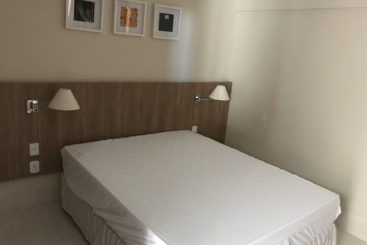 Room 14 of 50