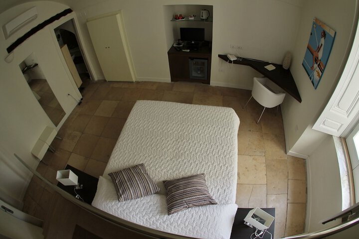 Room 11 of 54