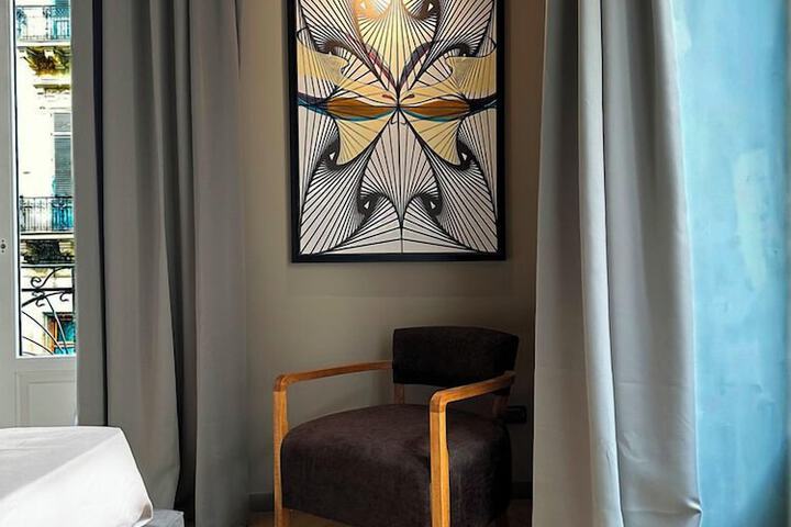 Room 11 of 85