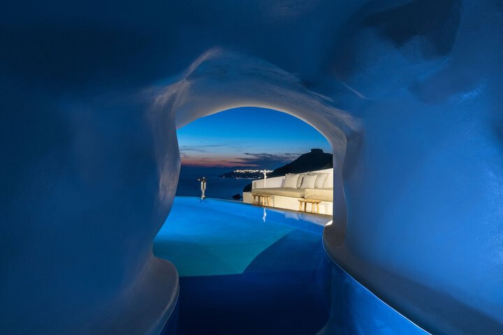 Pool 130 of 158