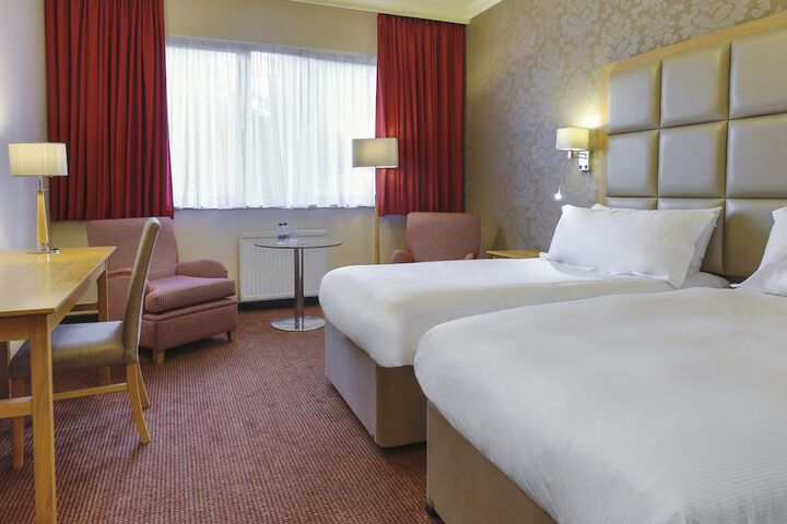 Room 4 of 49