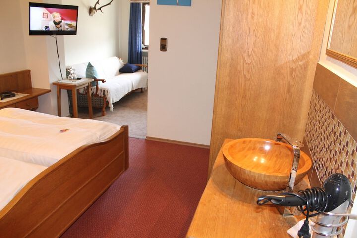 Room 19 of 75