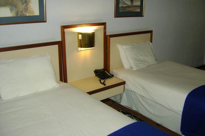 Room 14 of 32