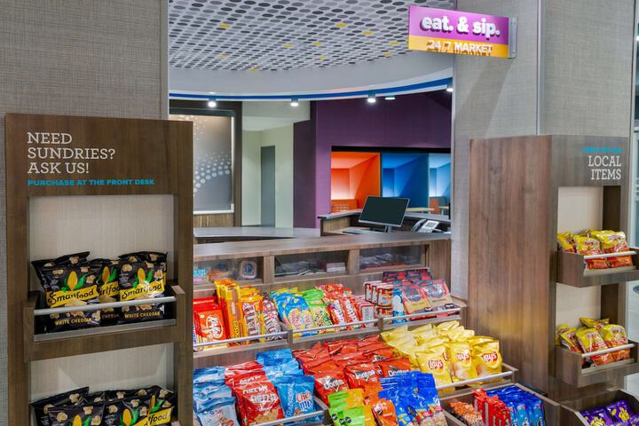 Snack bar