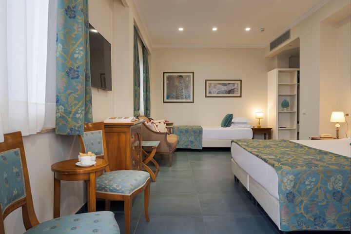 Room 41 of 111