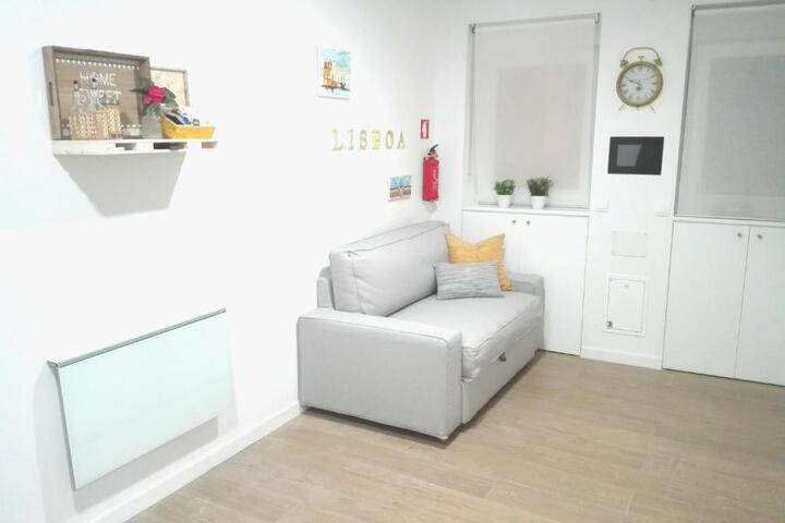 Room 2 of 13