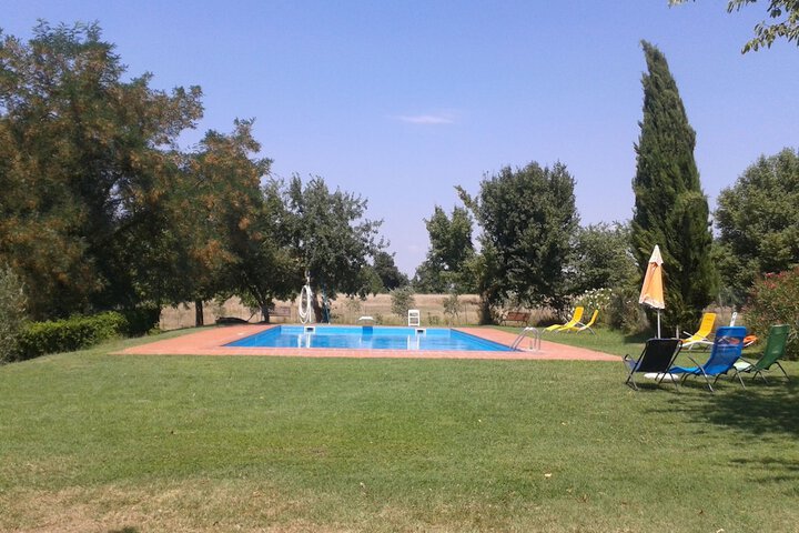 Pool 11 of 34