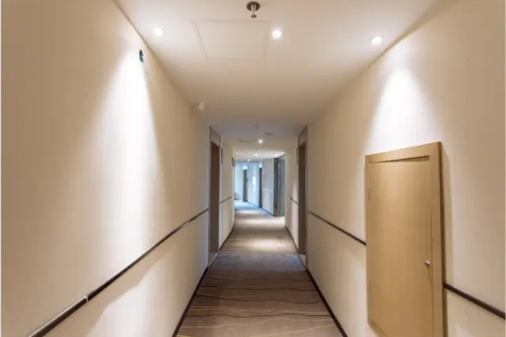 Room 3 of 5
