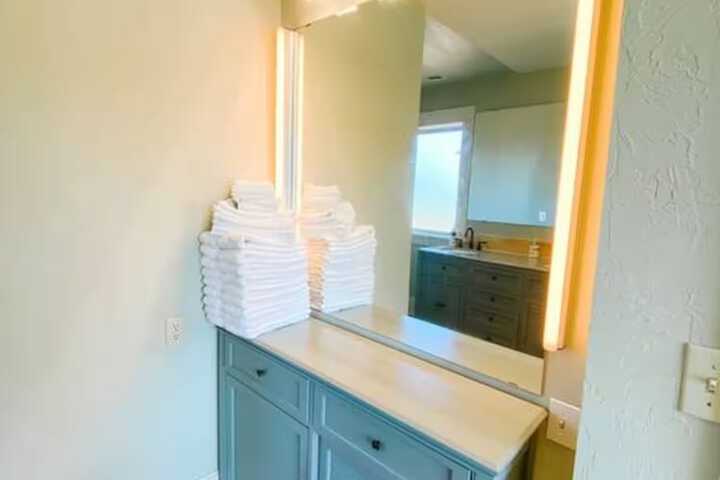 Room 40 of 53