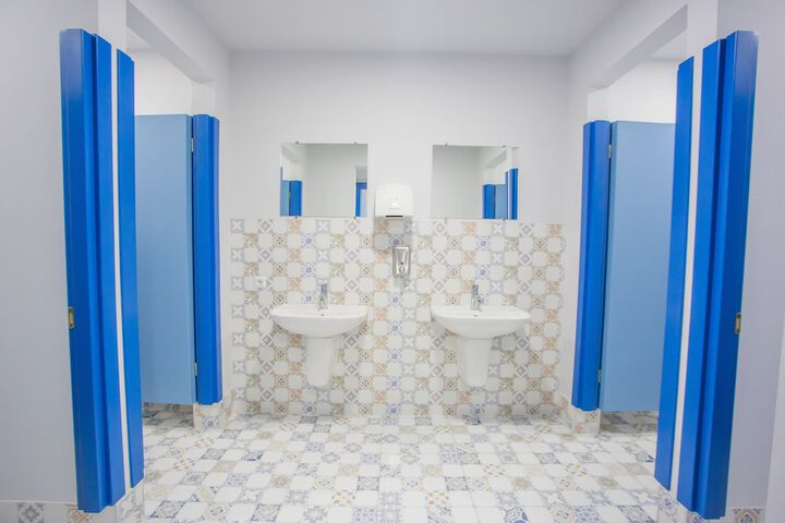 Room 18 of 49