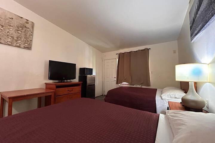 Room 15 of 38