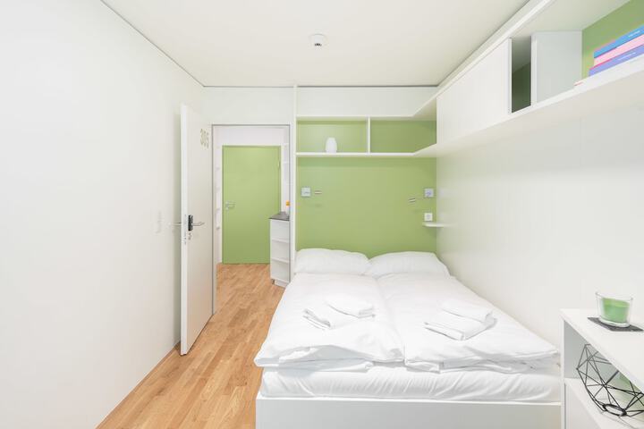 Room 27 of 56