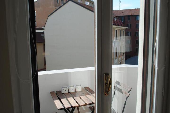 BED & CAFE