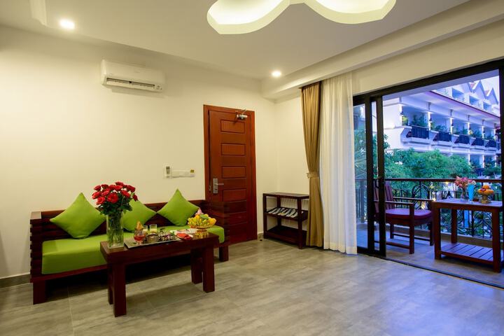 Room 44 of 85