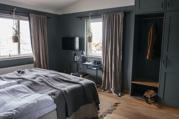 Room 8 of 40