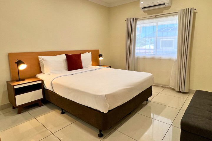 Room 9 of 52