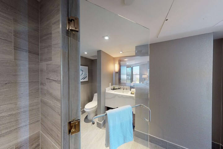 Bathroom shower