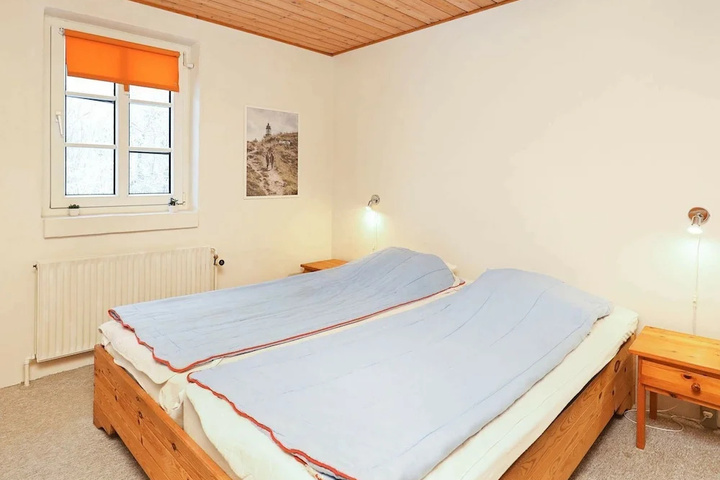 Room 6 of 29