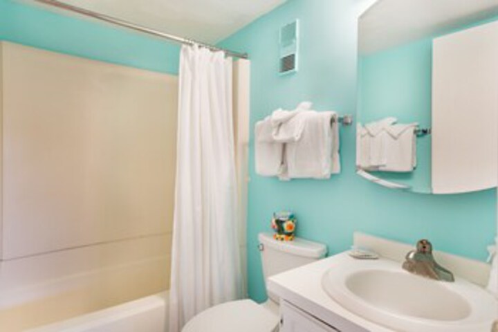 Room 5 of 24