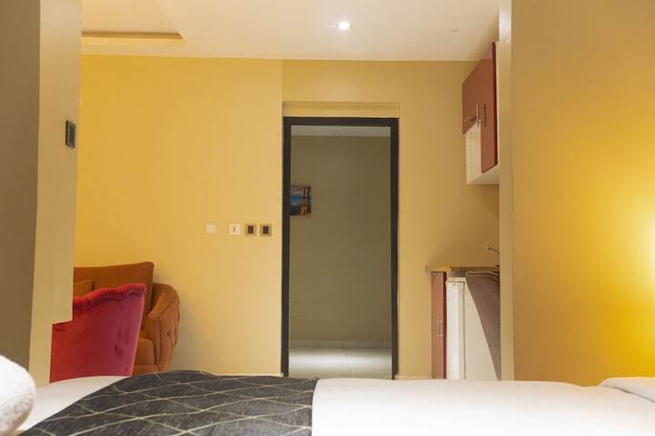 Room 25 of 109