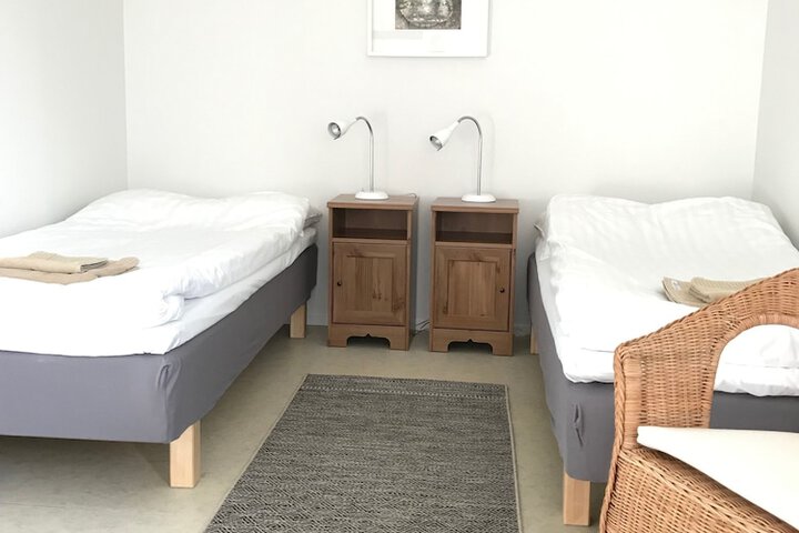 Room 9 of 62