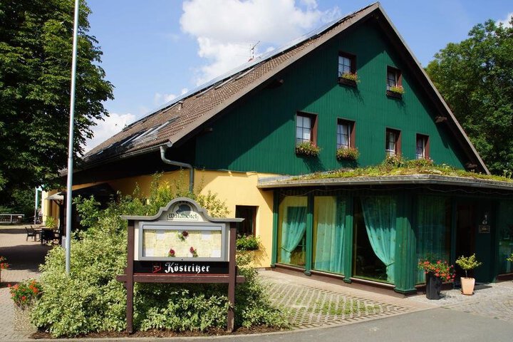 WALDHOTEL