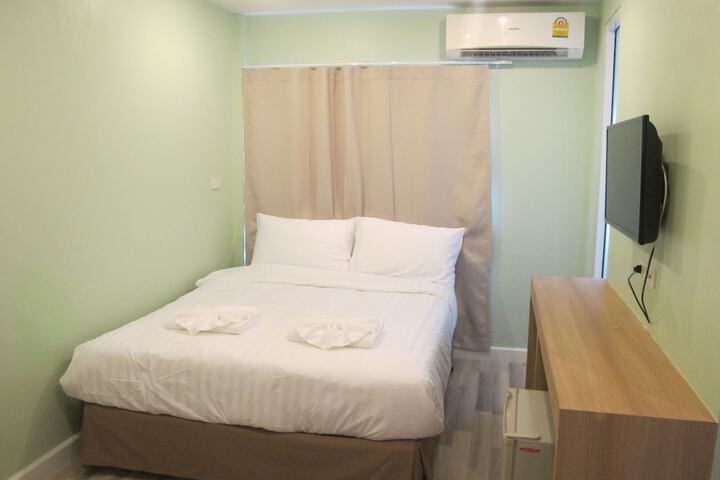 Room 8 of 71