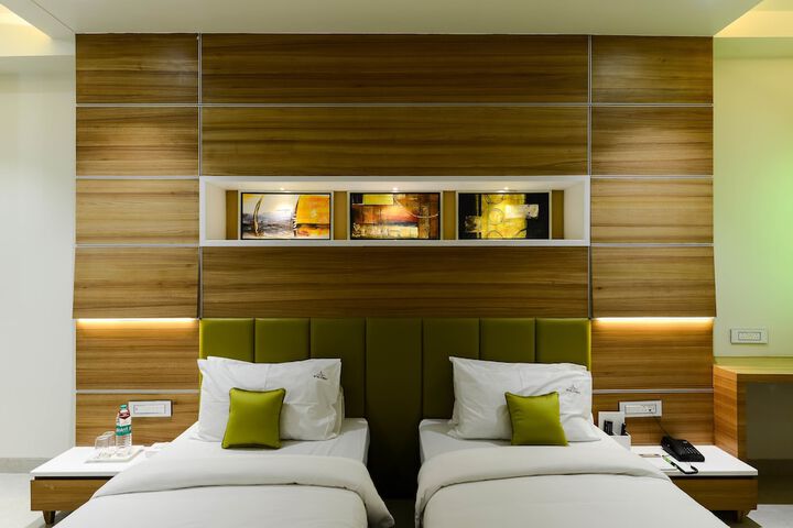 Room 38 of 85