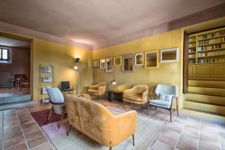 Room 20 of 46