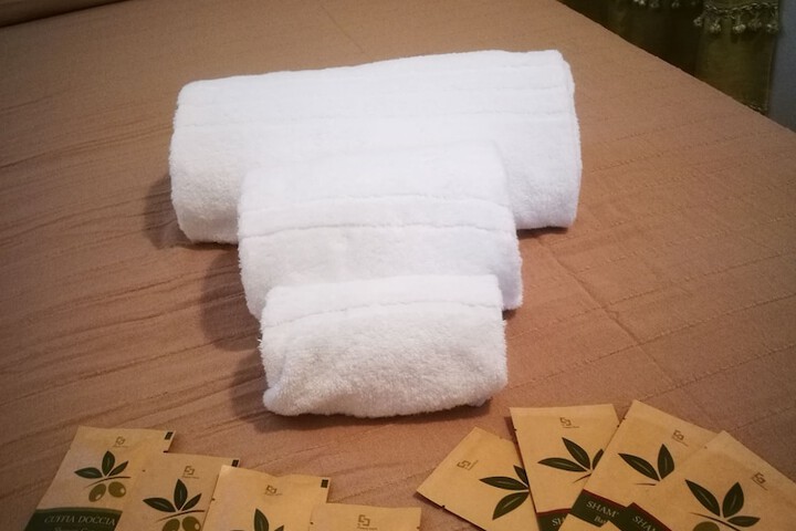 Room amenity