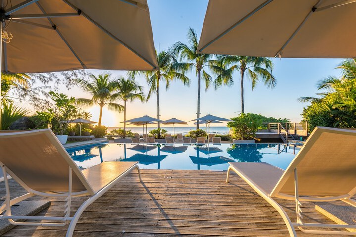 Pool Hotel