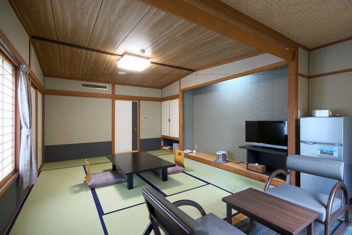 Room 9 of 57