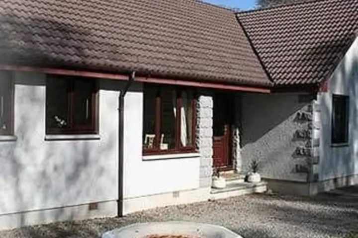 CARNDAISY HOUSE