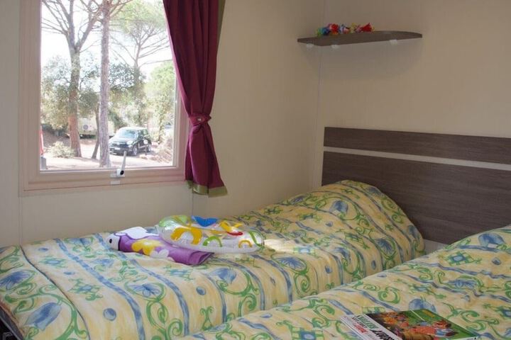 Room 14 of 182