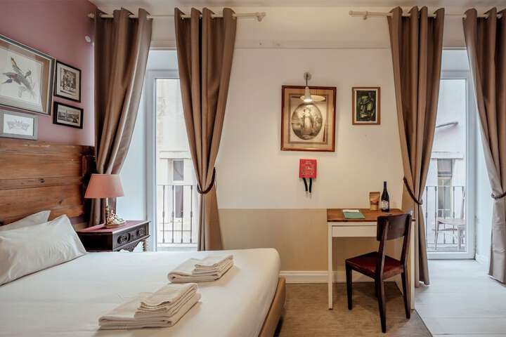 Room 20 of 97