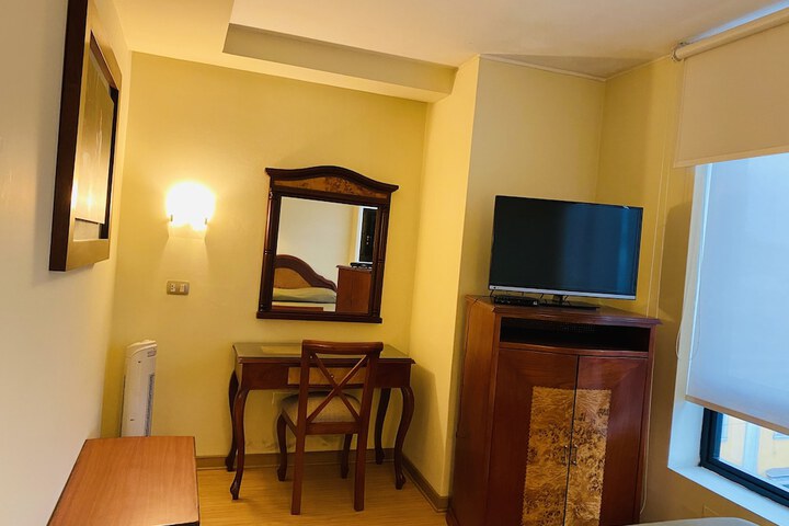 Room 23 of 47