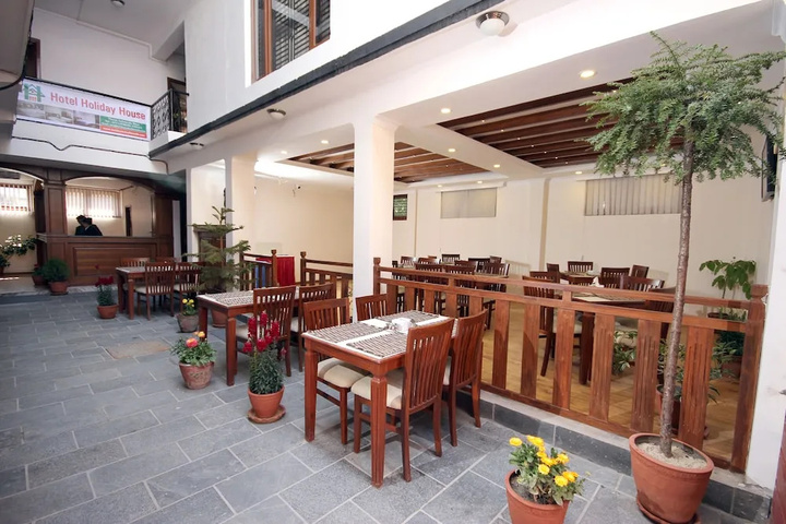 restaurant