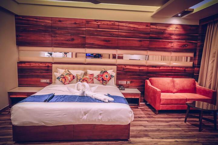 Room 6 of 45