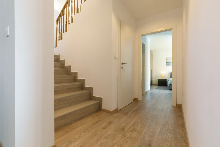 Ballroom/Hall 137 of 194