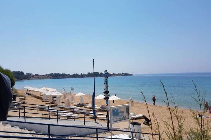 Beach 13 of 16