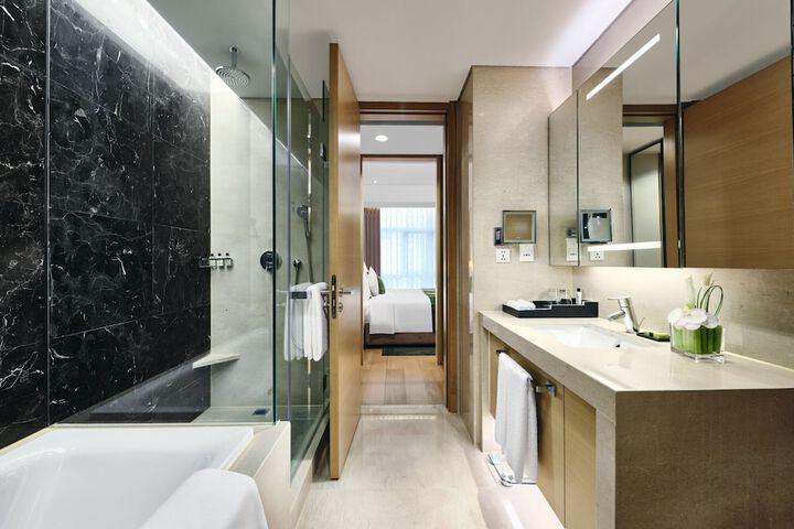 Room 20 of 38