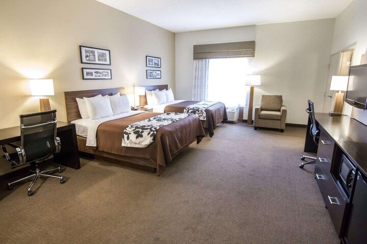 Room 8 of 29