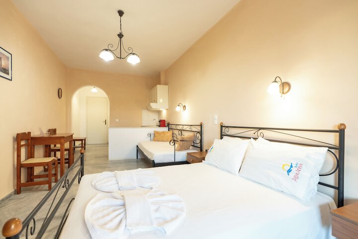 Room 20 of 115