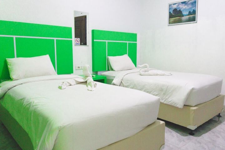 Room 7 of 30