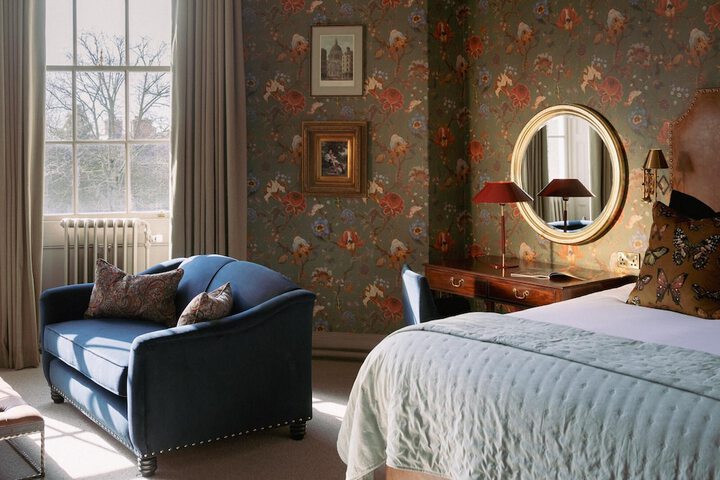 Room 48 of 107